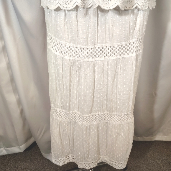 2 Pc:Crochet Vintage Maxi Skirt: St. John Bay Jeri Marque Knit Sweater, White,M - Picture 7 of 16